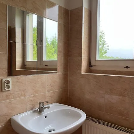 Dom Na Wichrowym Wzgorzu ブロドニツァ